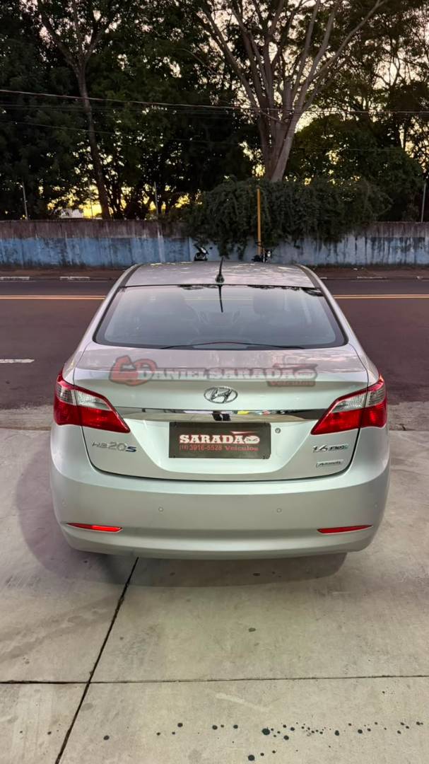 HYUNDAI HB20S