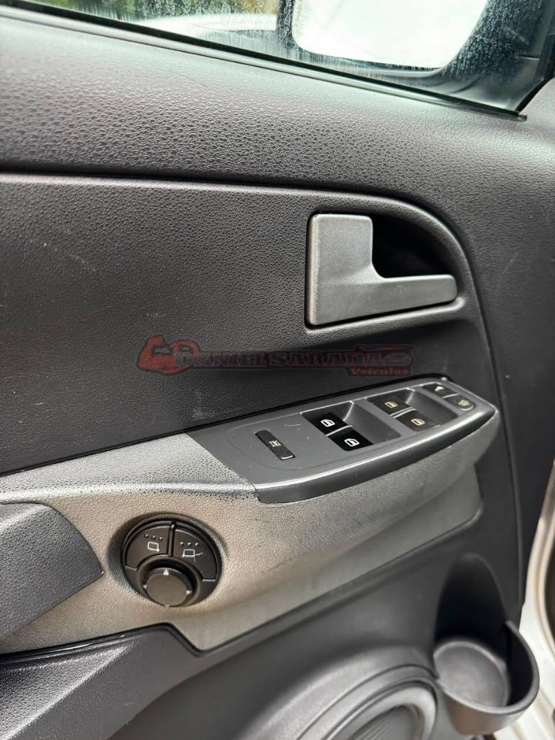 VOLKSWAGEN CROSSFOX