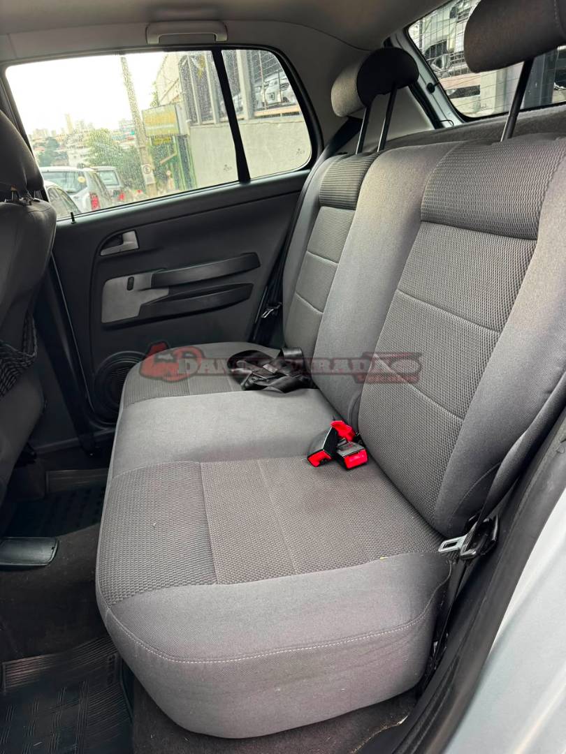 VOLKSWAGEN CROSSFOX