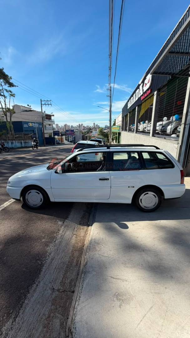 VOLKSWAGEN PARATI