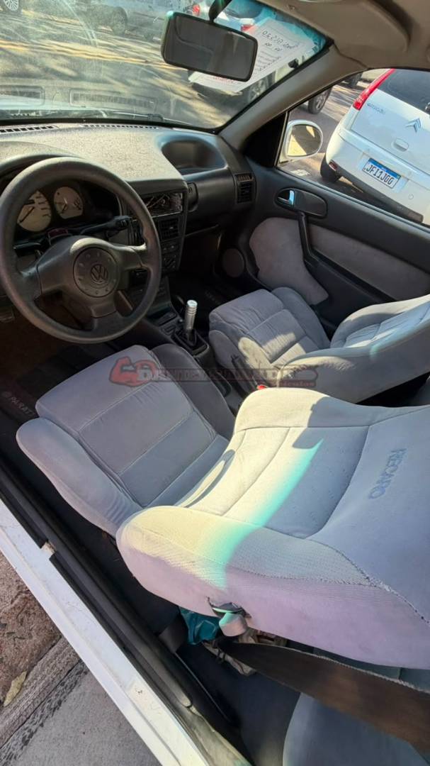 VOLKSWAGEN PARATI