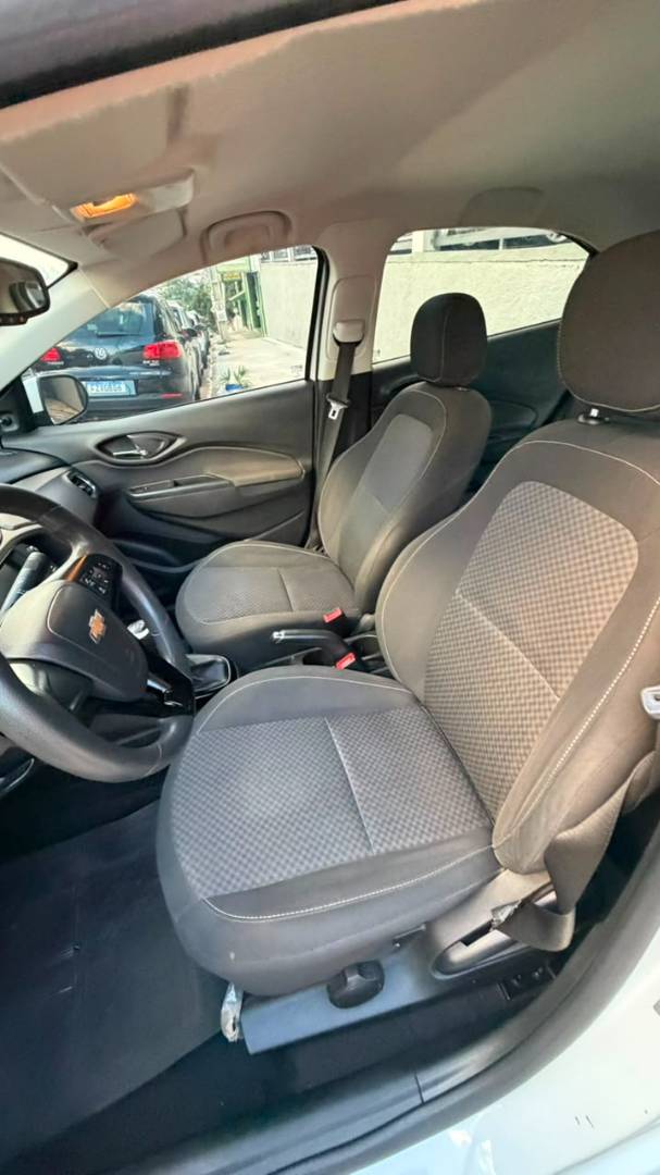 CHEVROLET PRISMA