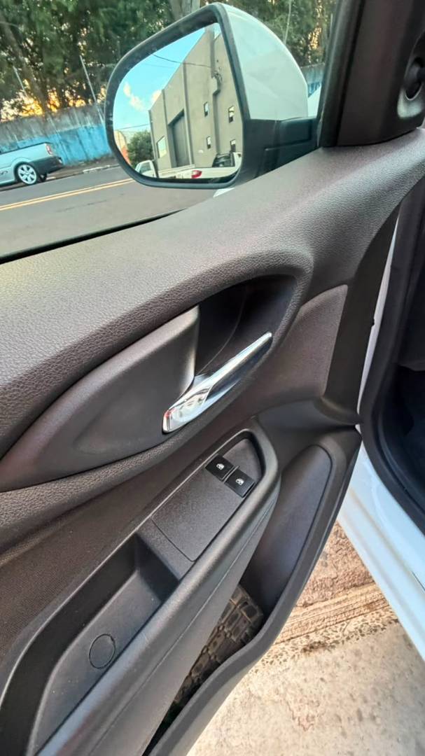 CHEVROLET PRISMA