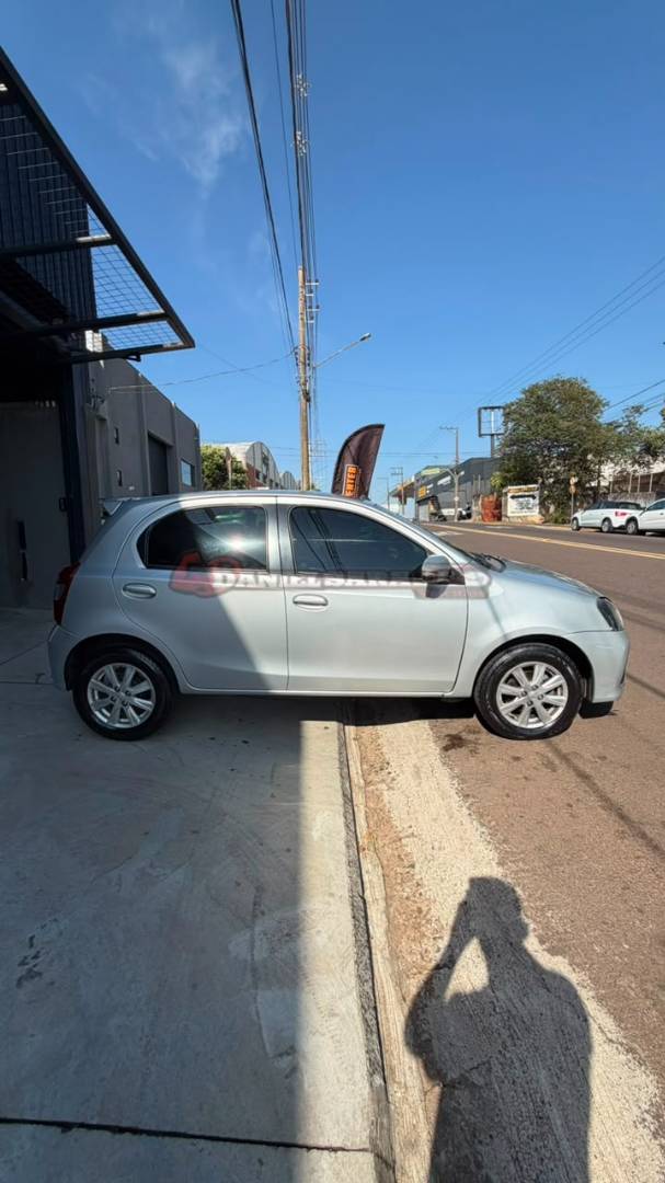 TOYOTA ETIOS