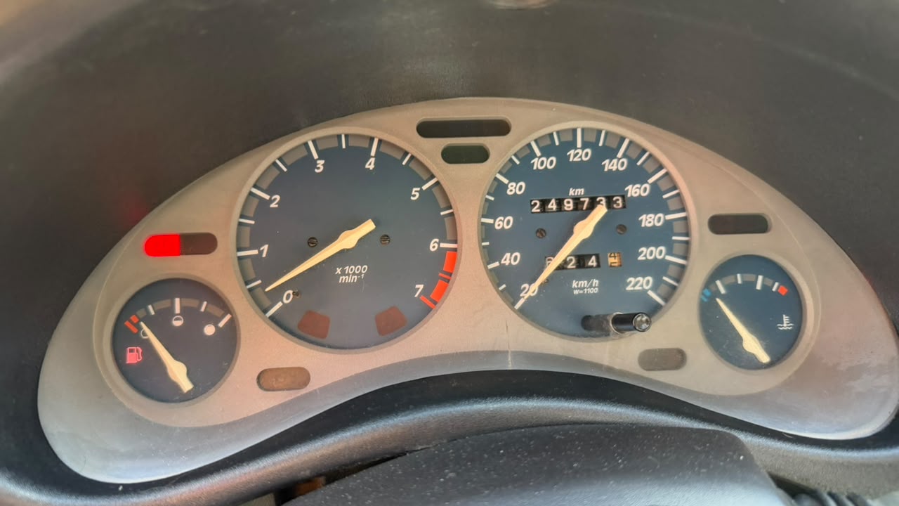 CHEVROLET CORSA