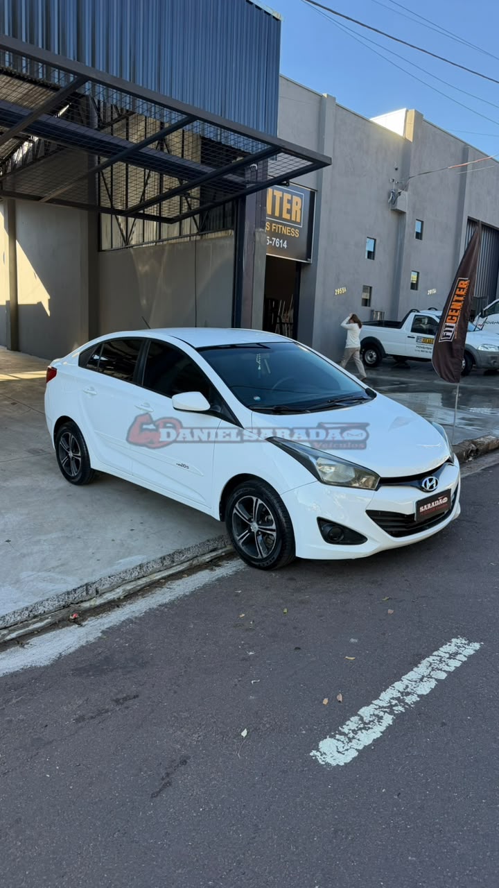 HYUNDAI HB20S