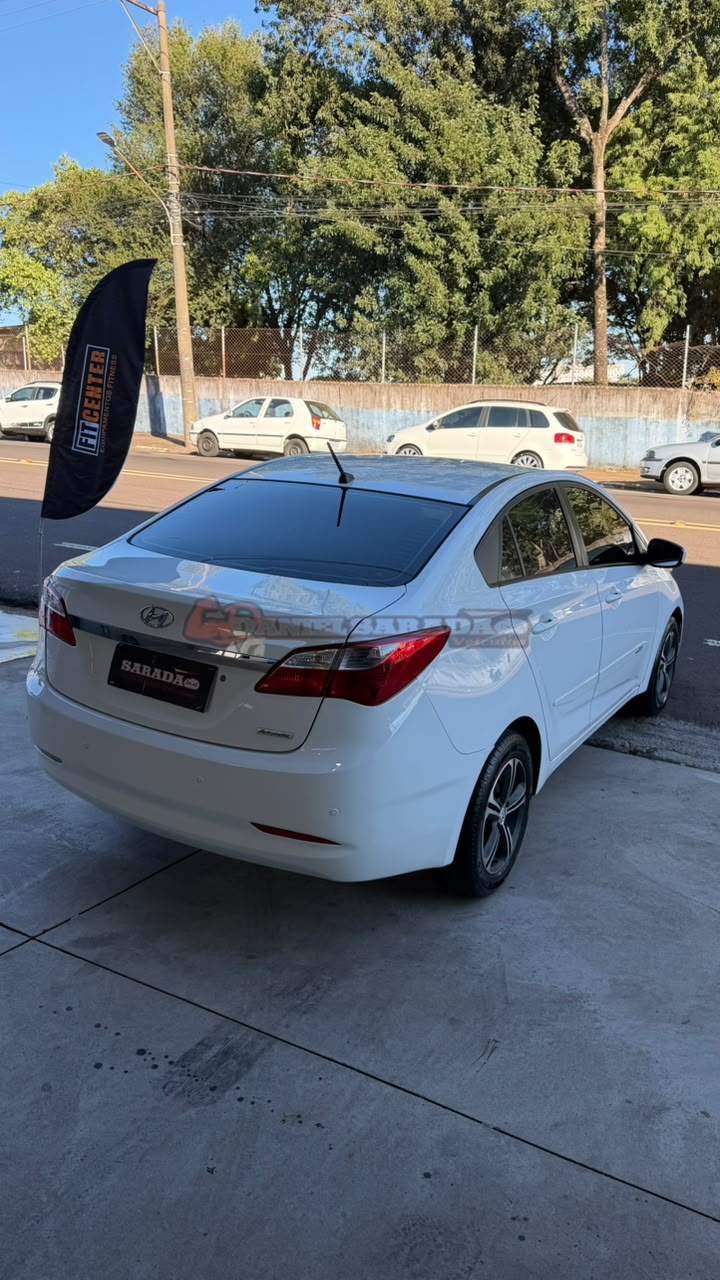HYUNDAI HB20S