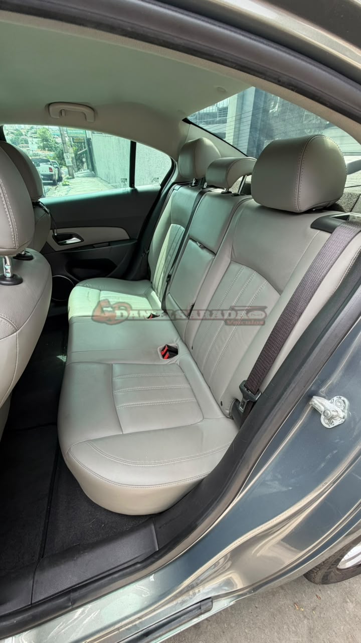 CHEVROLET CRUZE