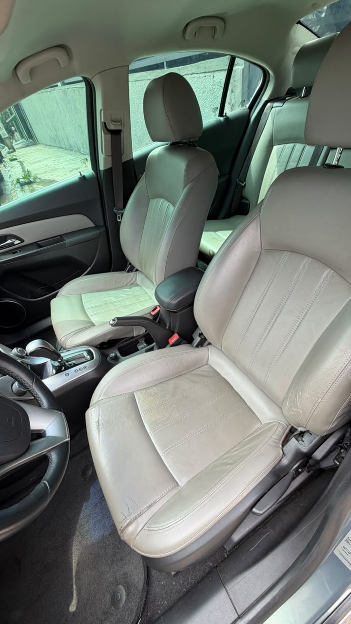 CHEVROLET CRUZE