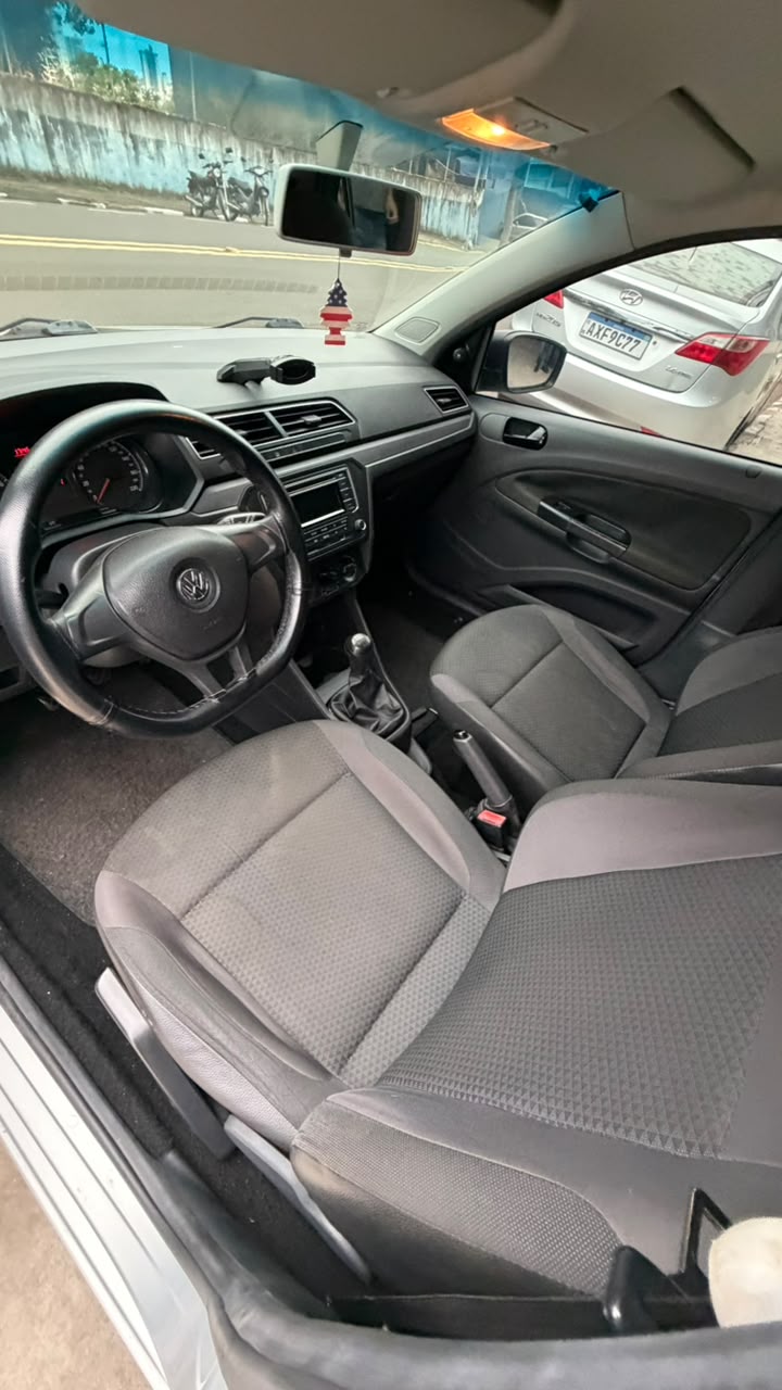 VOLKSWAGEN GOL
