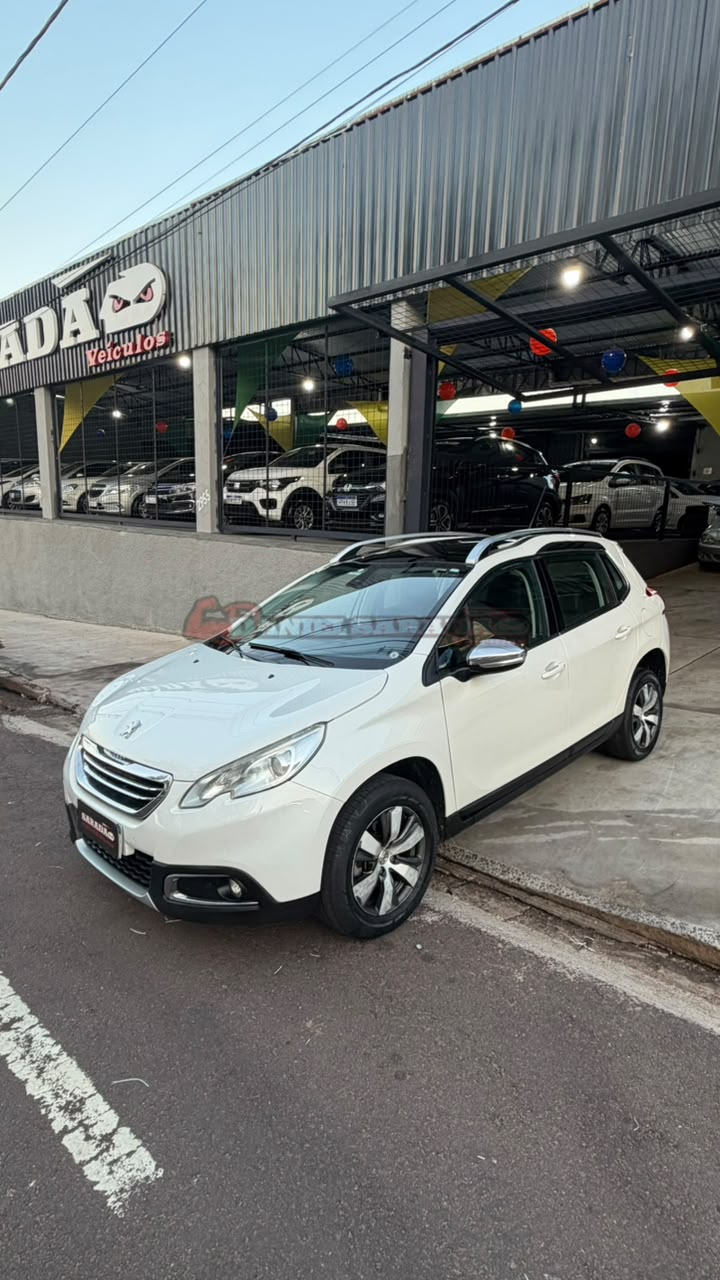 PEUGEOT 2008