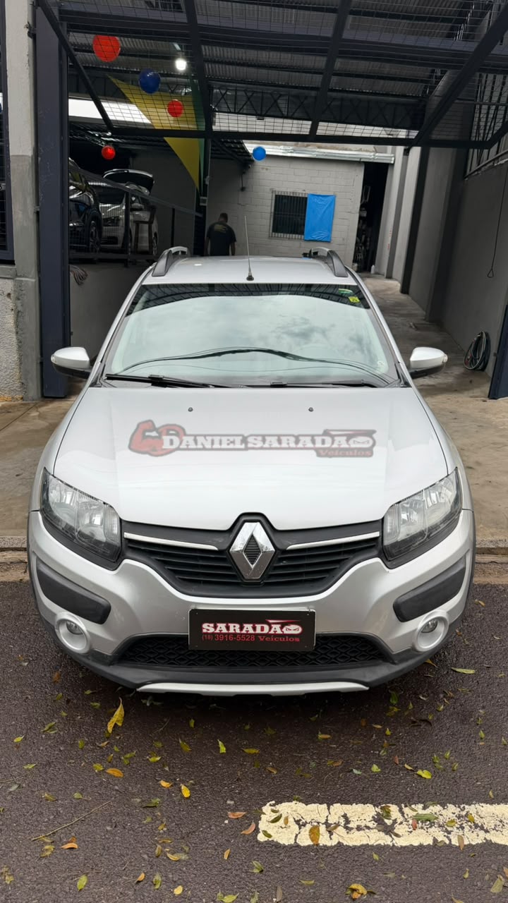 RENAULT SANDERO