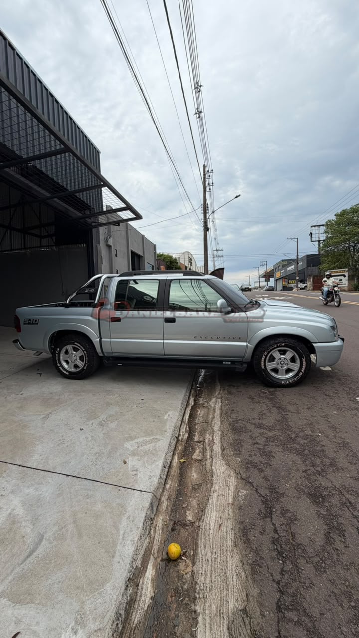 CHEVROLET S10
