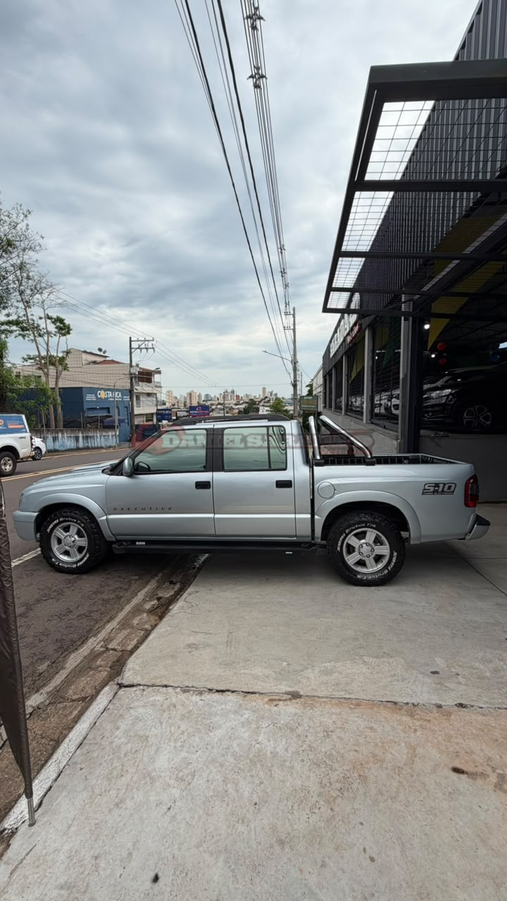 CHEVROLET S10