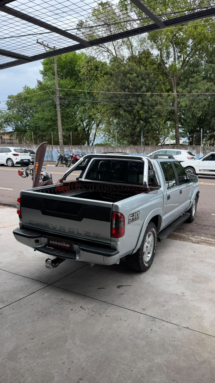 CHEVROLET S10