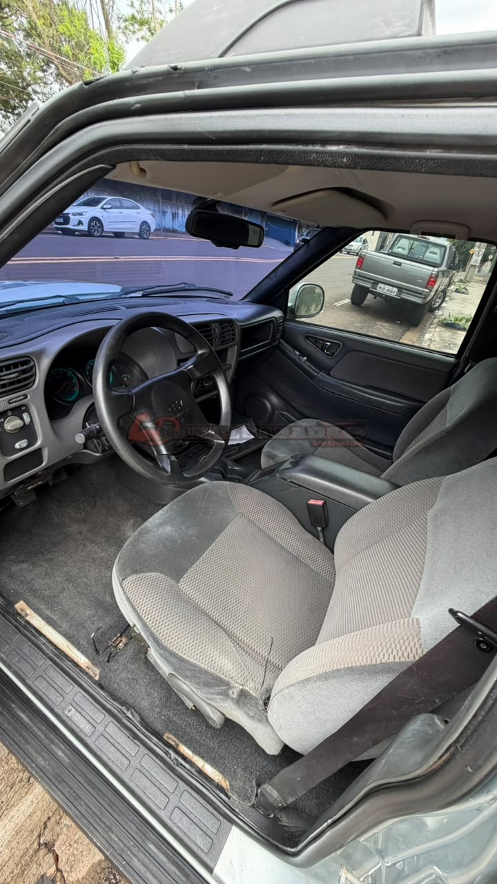 CHEVROLET S10