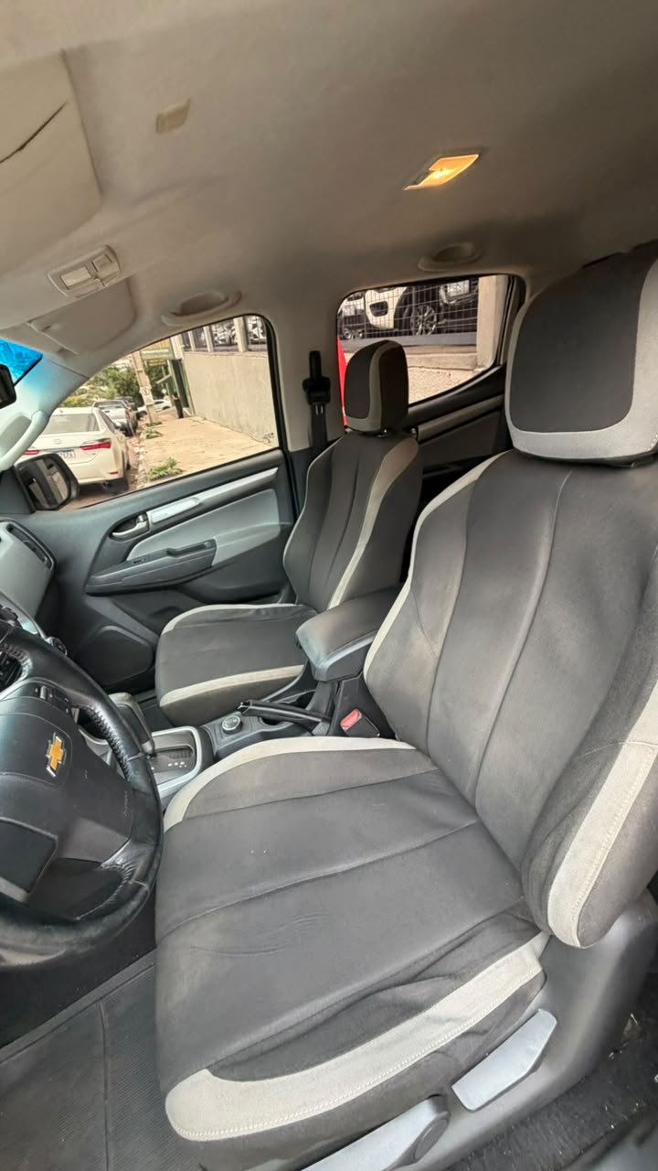 CHEVROLET S10