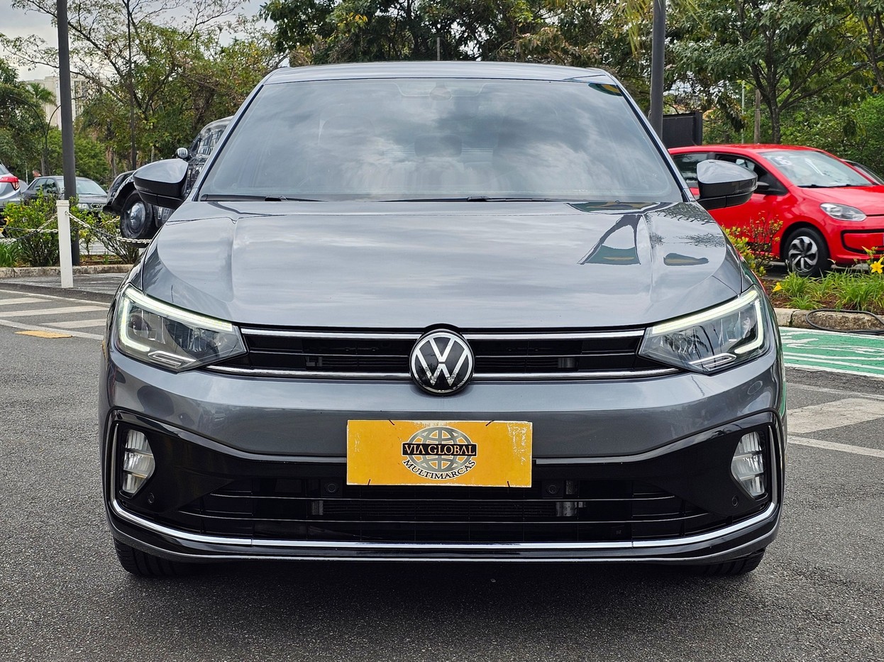 VOLKSWAGEN VIRTUS