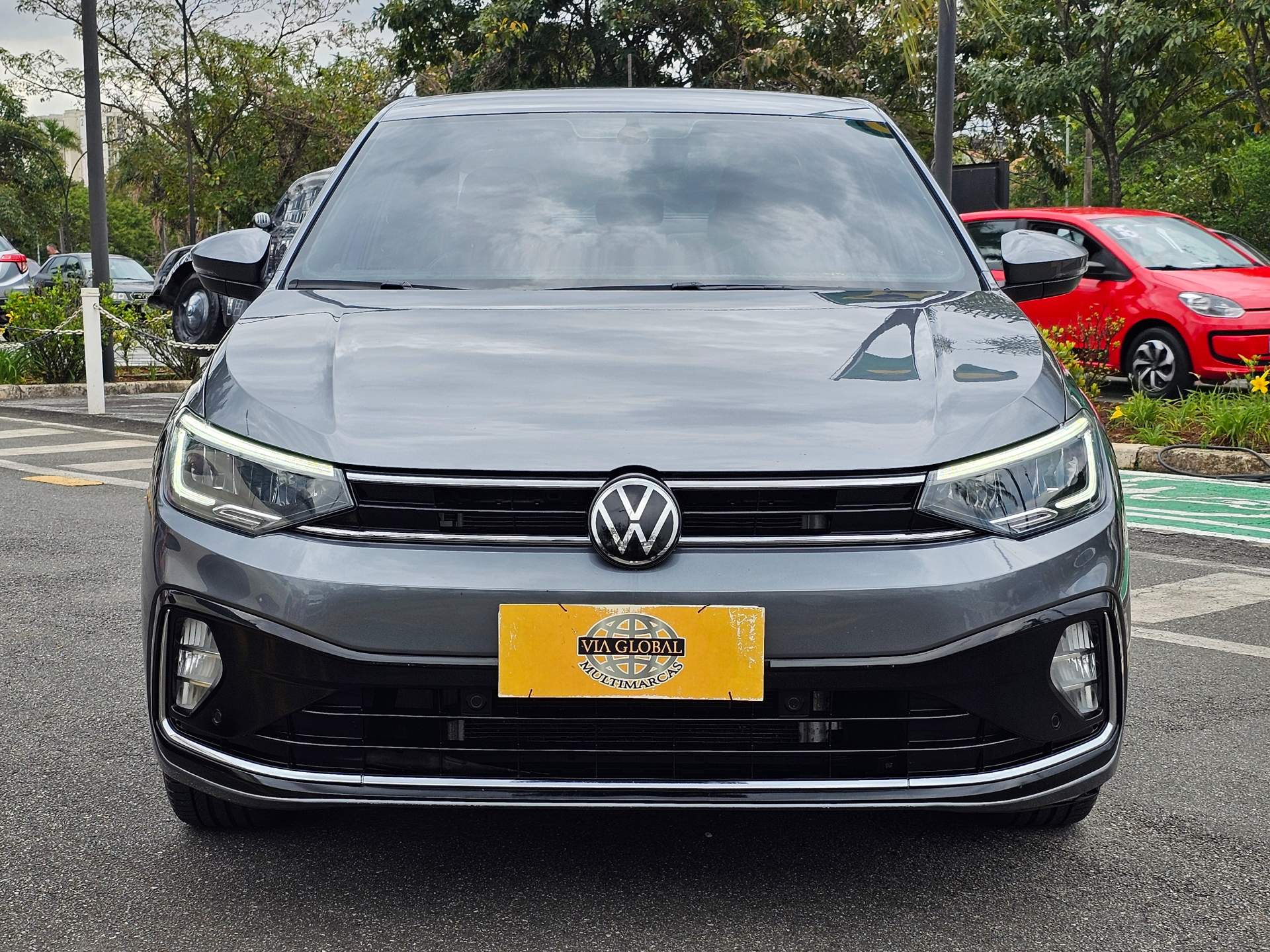 VOLKSWAGEN VIRTUS