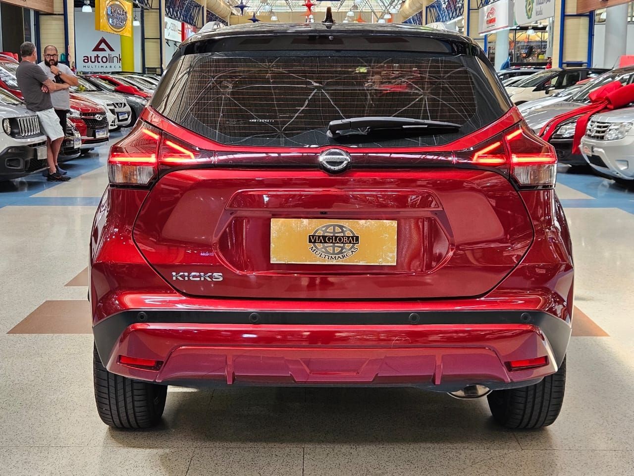 NISSAN KICKS