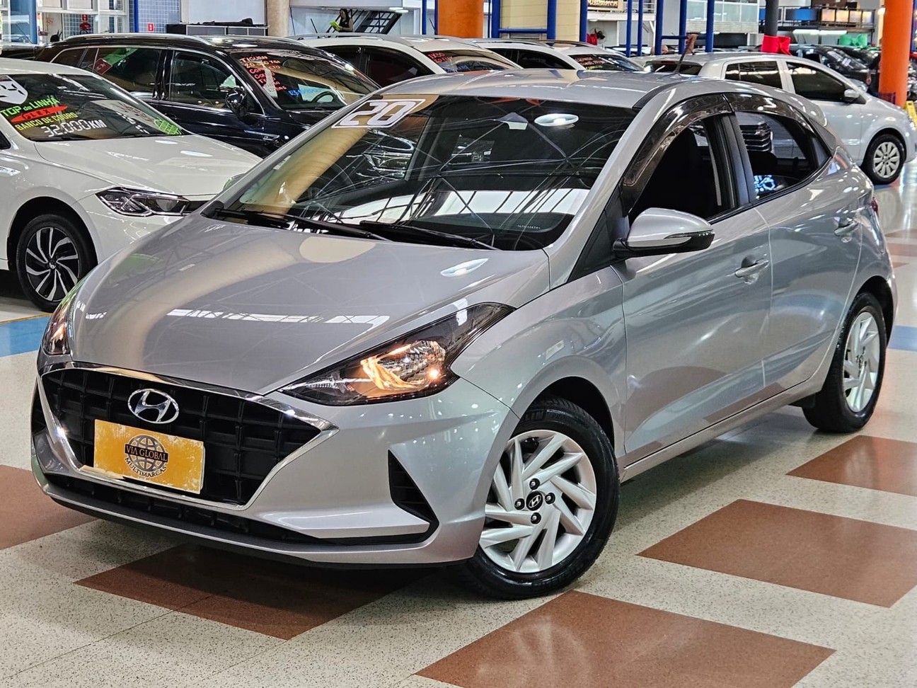 HYUNDAI HB20