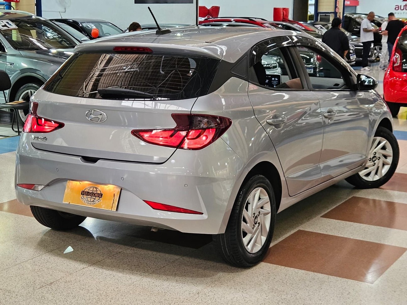 HYUNDAI HB20
