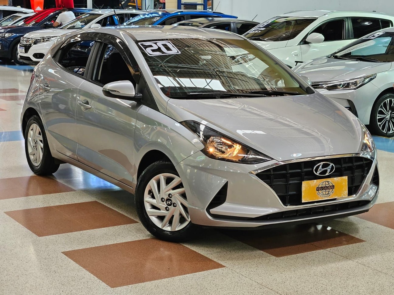 HYUNDAI HB20