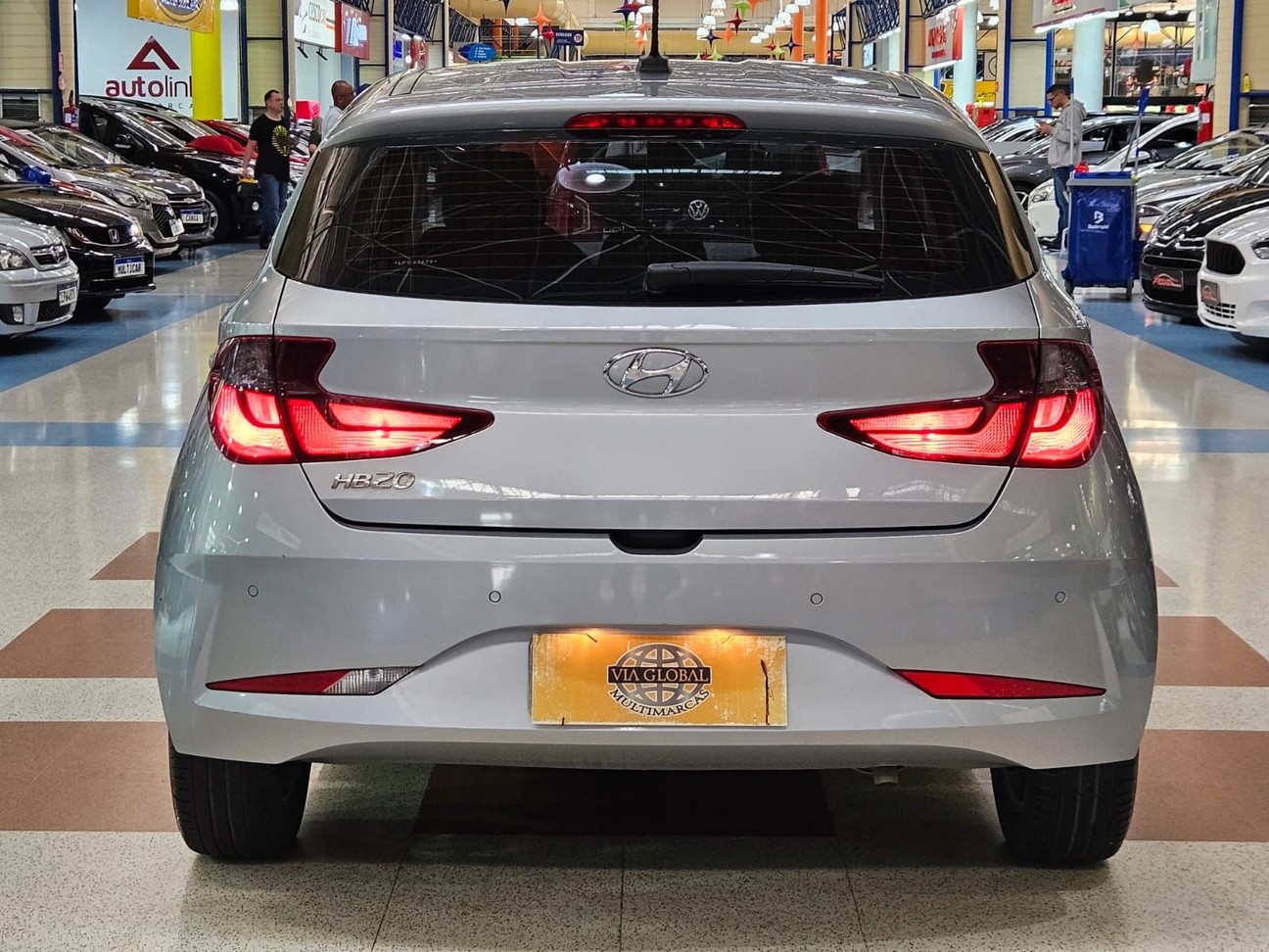 HYUNDAI HB20