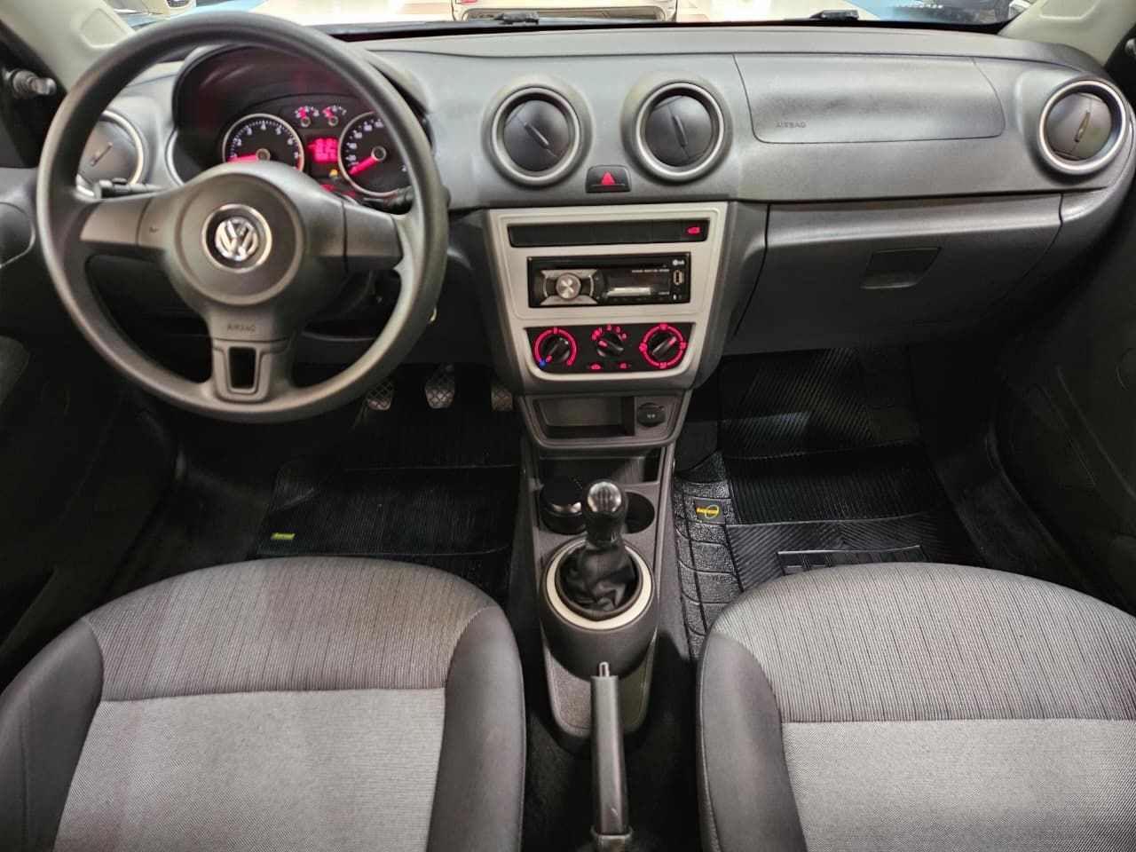VOLKSWAGEN GOL