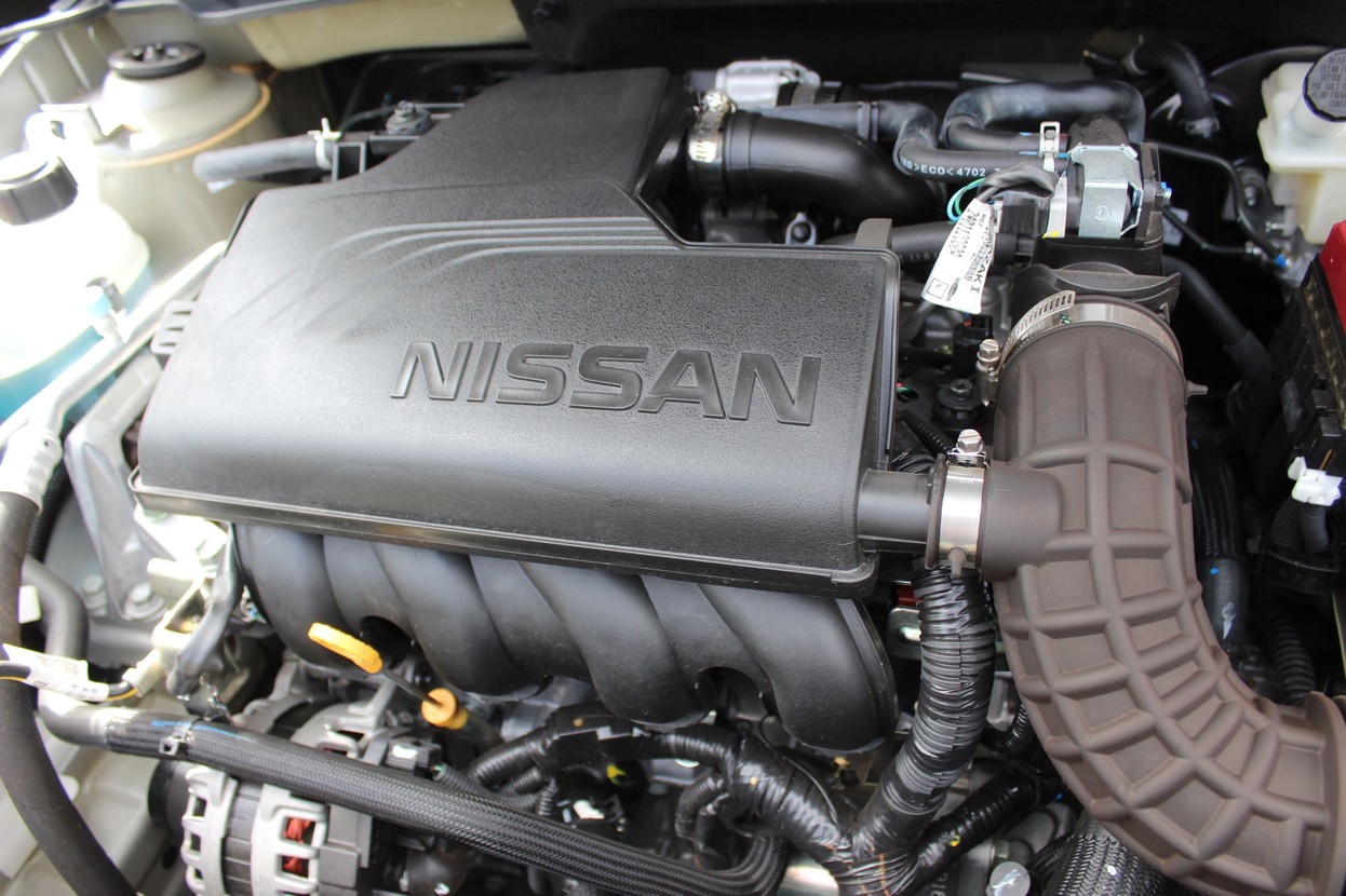 NISSAN KICKS PLAY