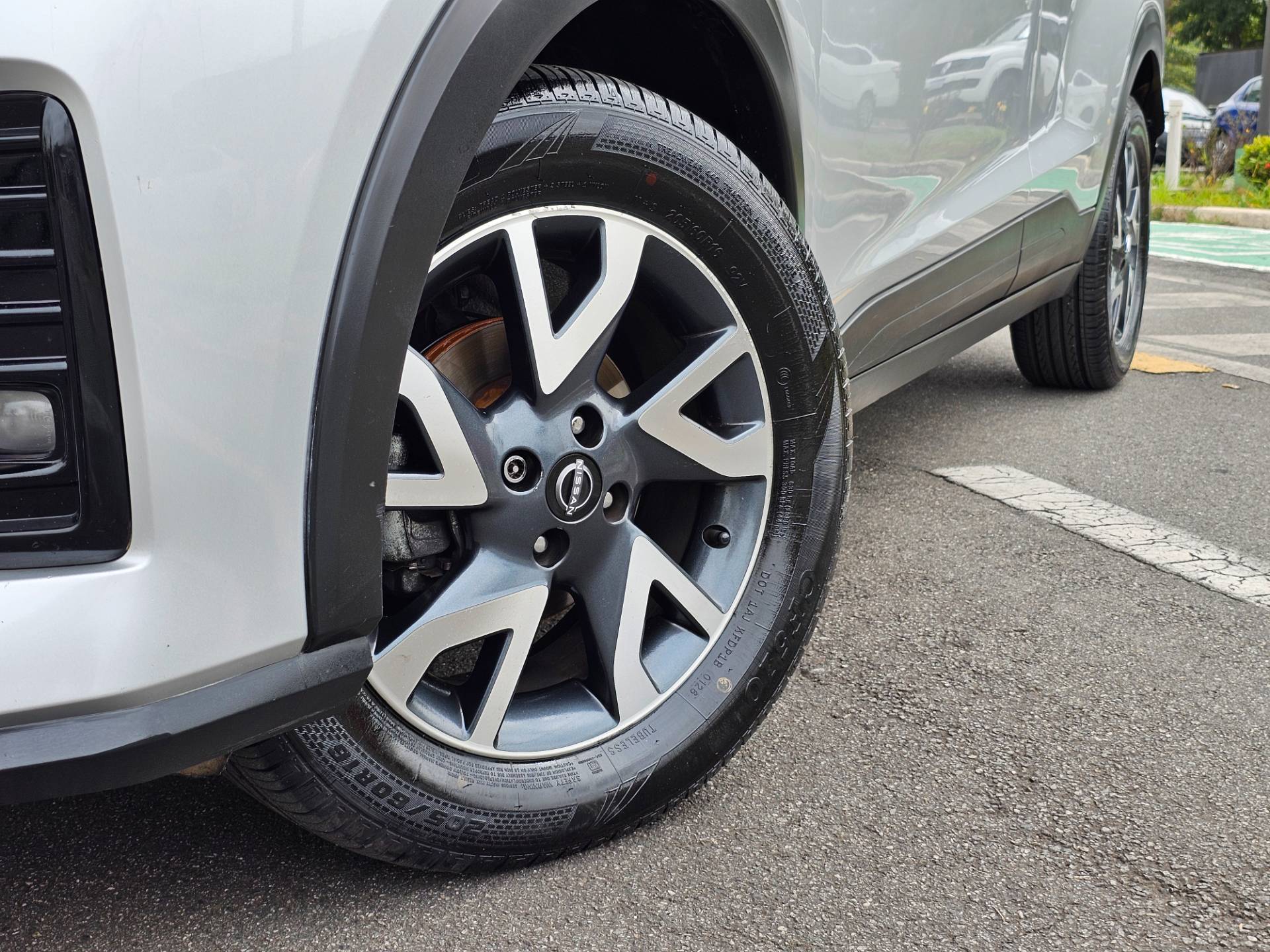 NISSAN KICKS