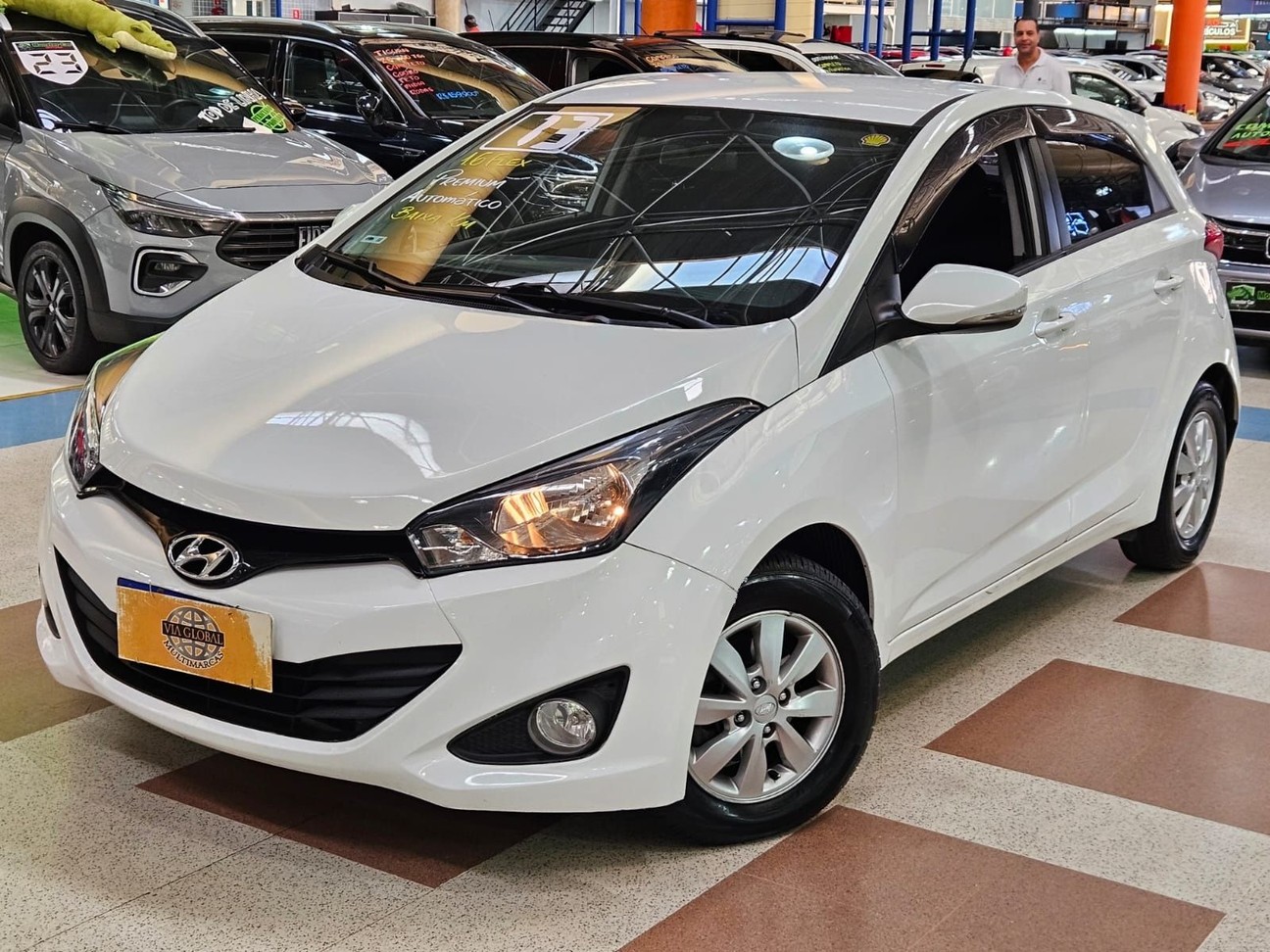 HYUNDAI HB20