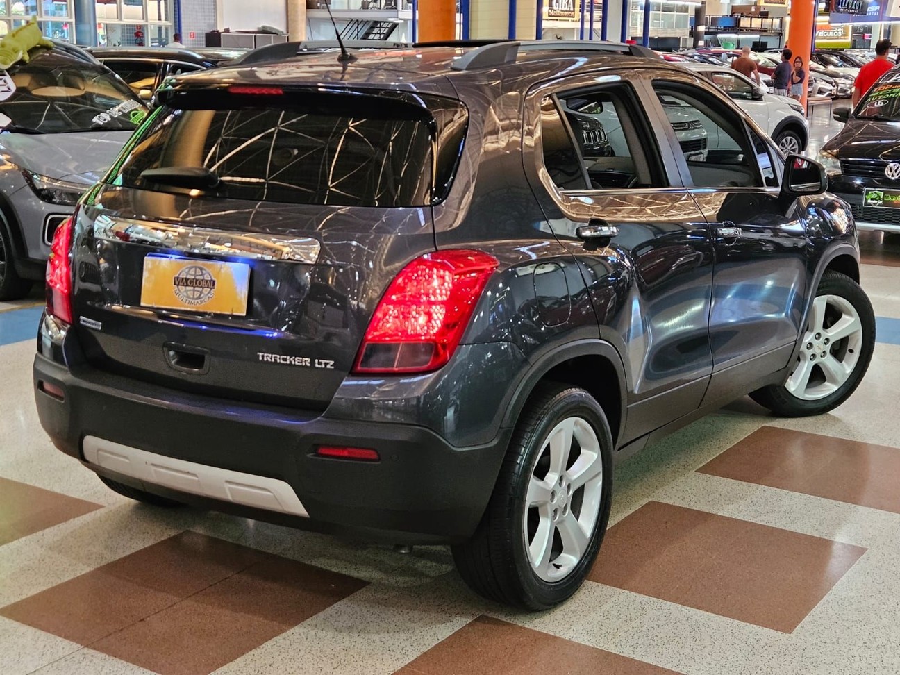CHEVROLET TRACKER