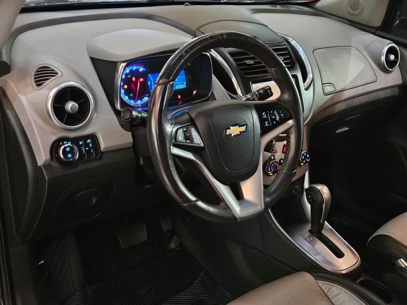 CHEVROLET TRACKER