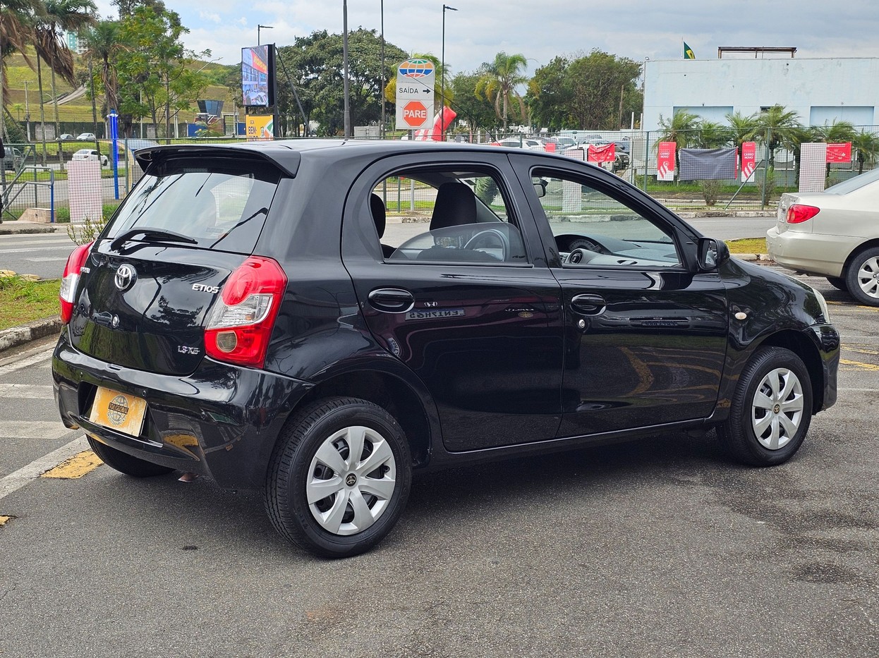 TOYOTA ETIOS