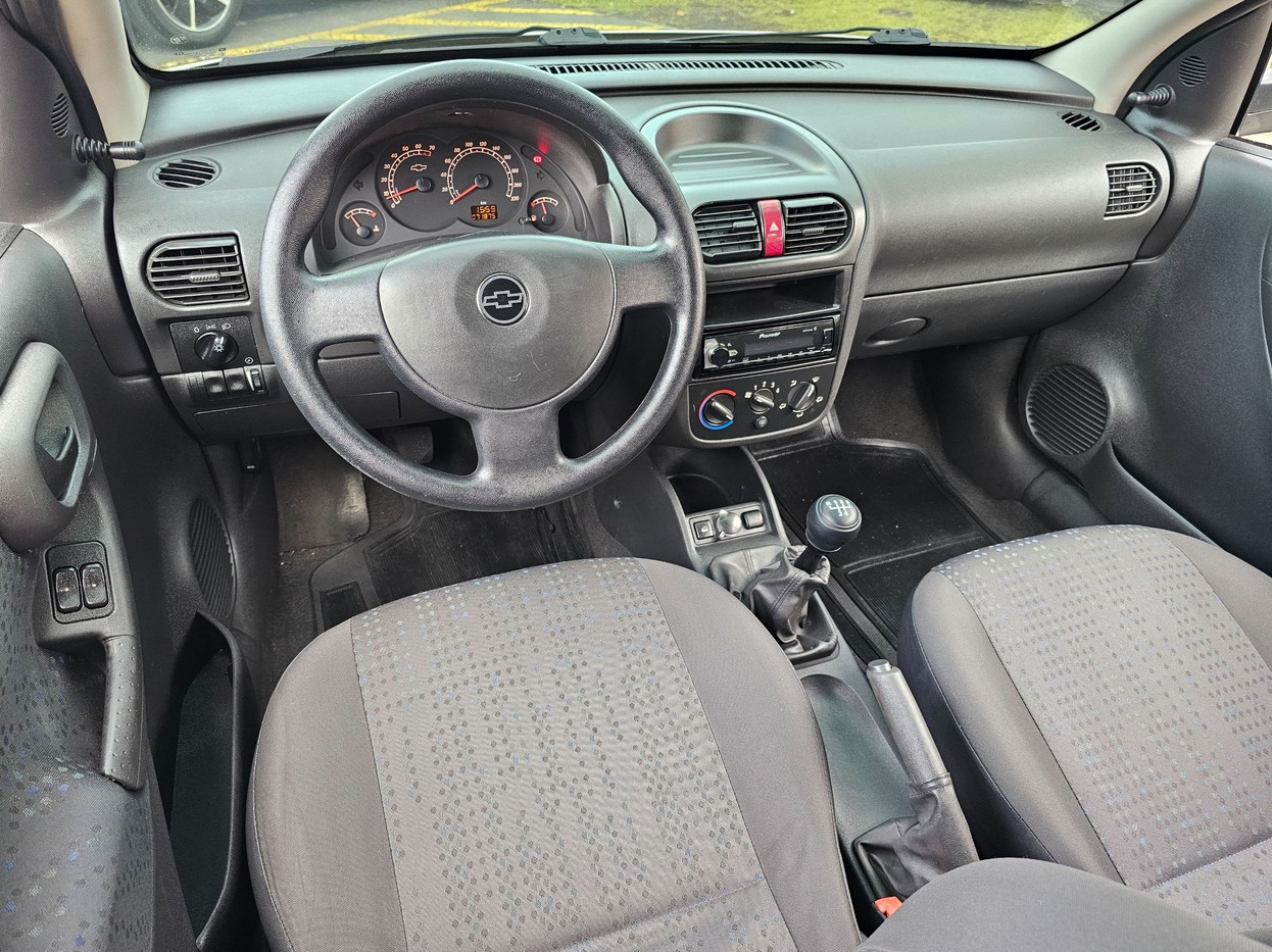CHEVROLET CORSA