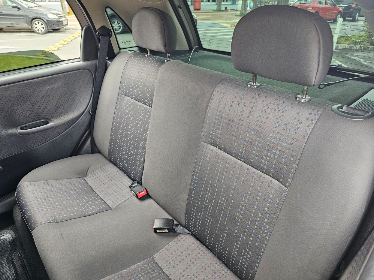 CHEVROLET CORSA