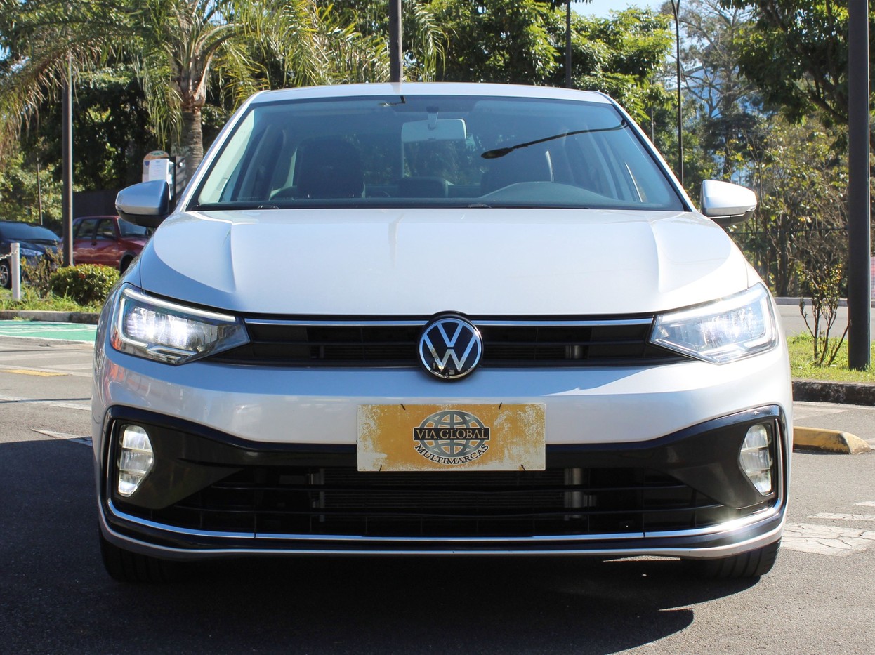 VOLKSWAGEN VIRTUS