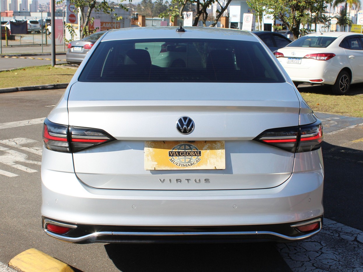 VOLKSWAGEN VIRTUS