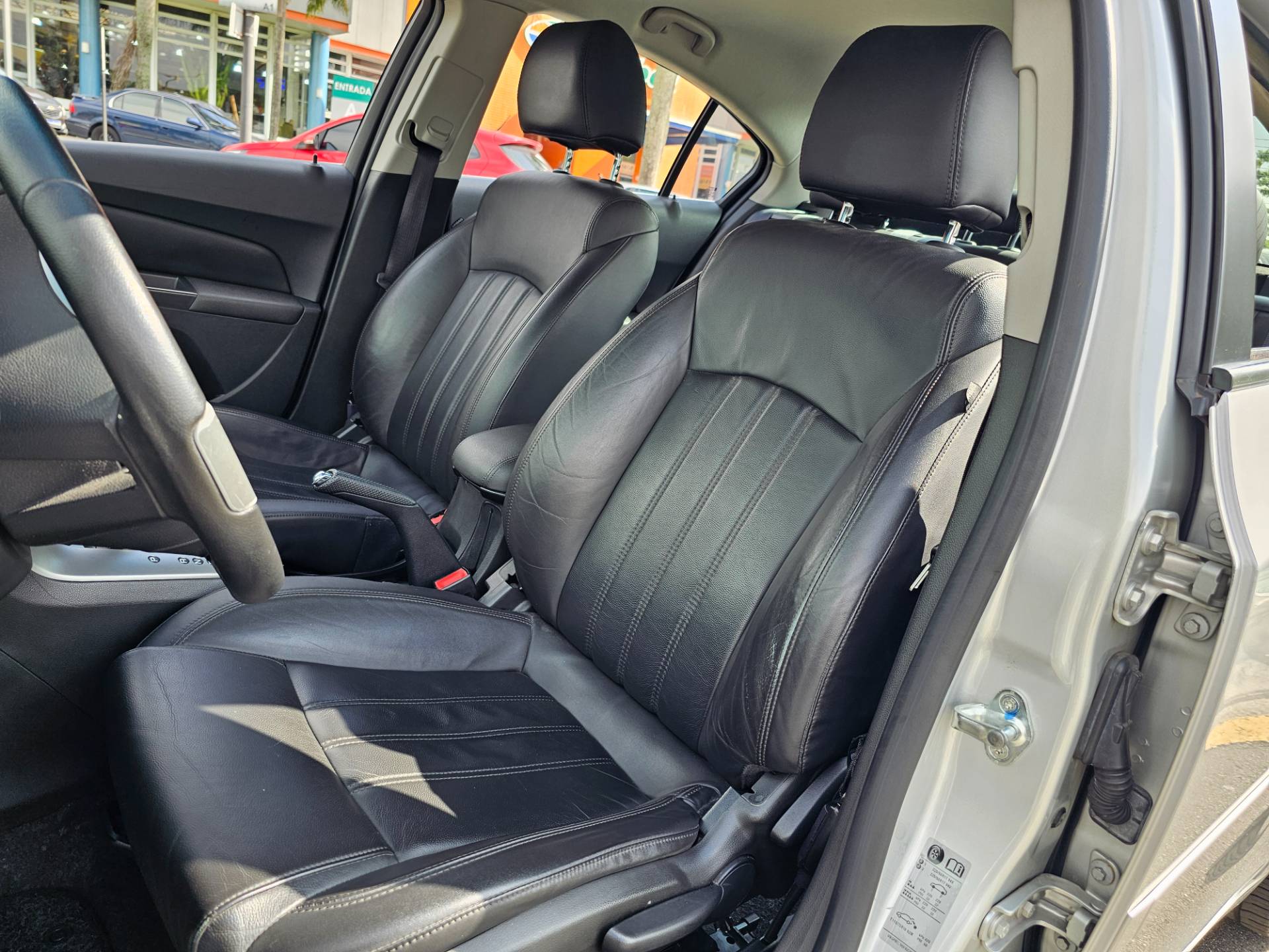 CHEVROLET CRUZE