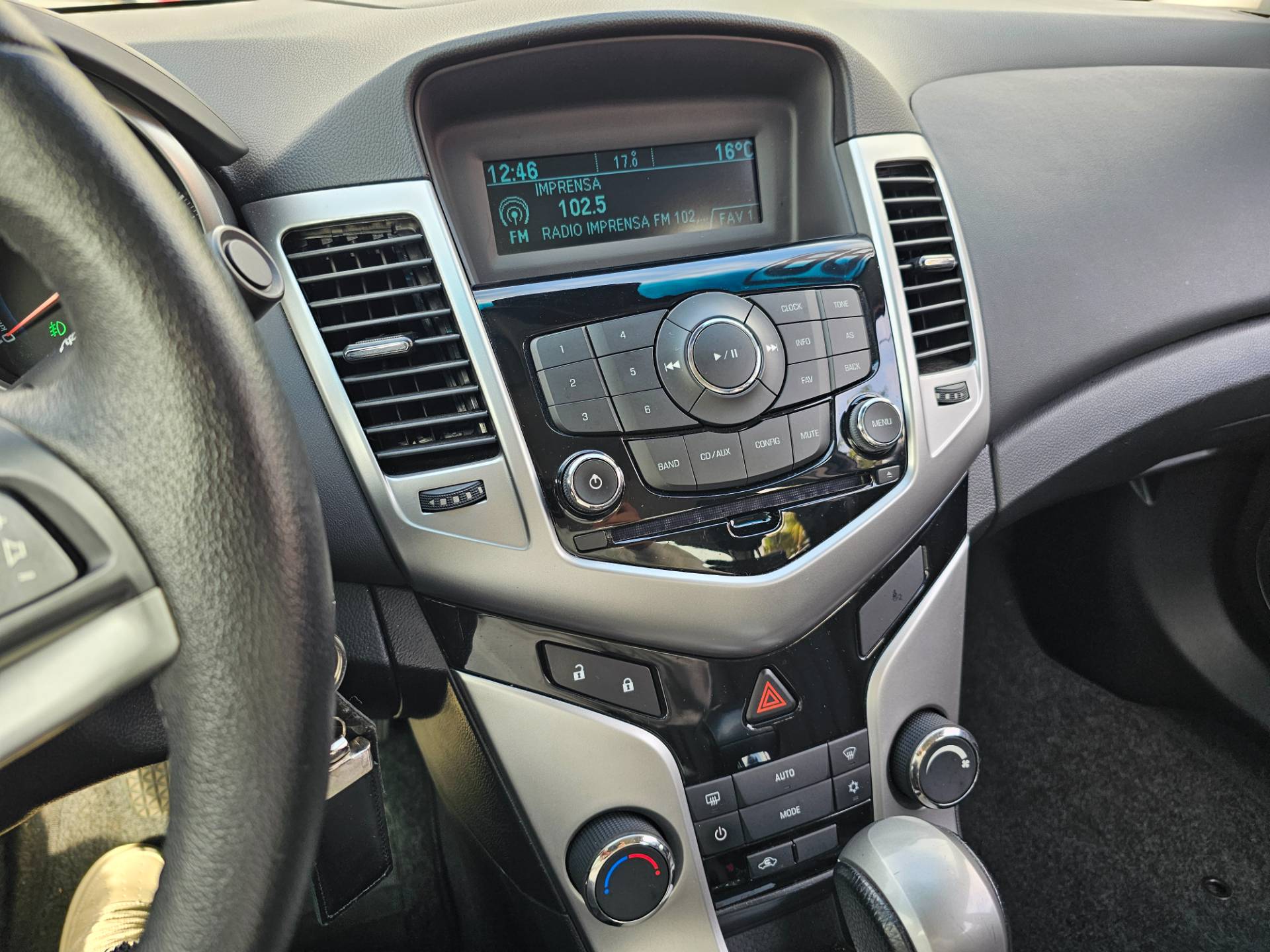 CHEVROLET CRUZE