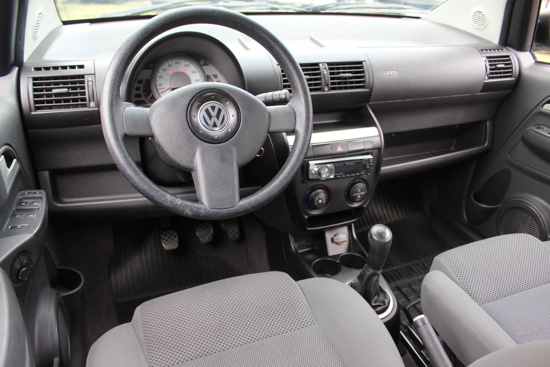 VOLKSWAGEN FOX