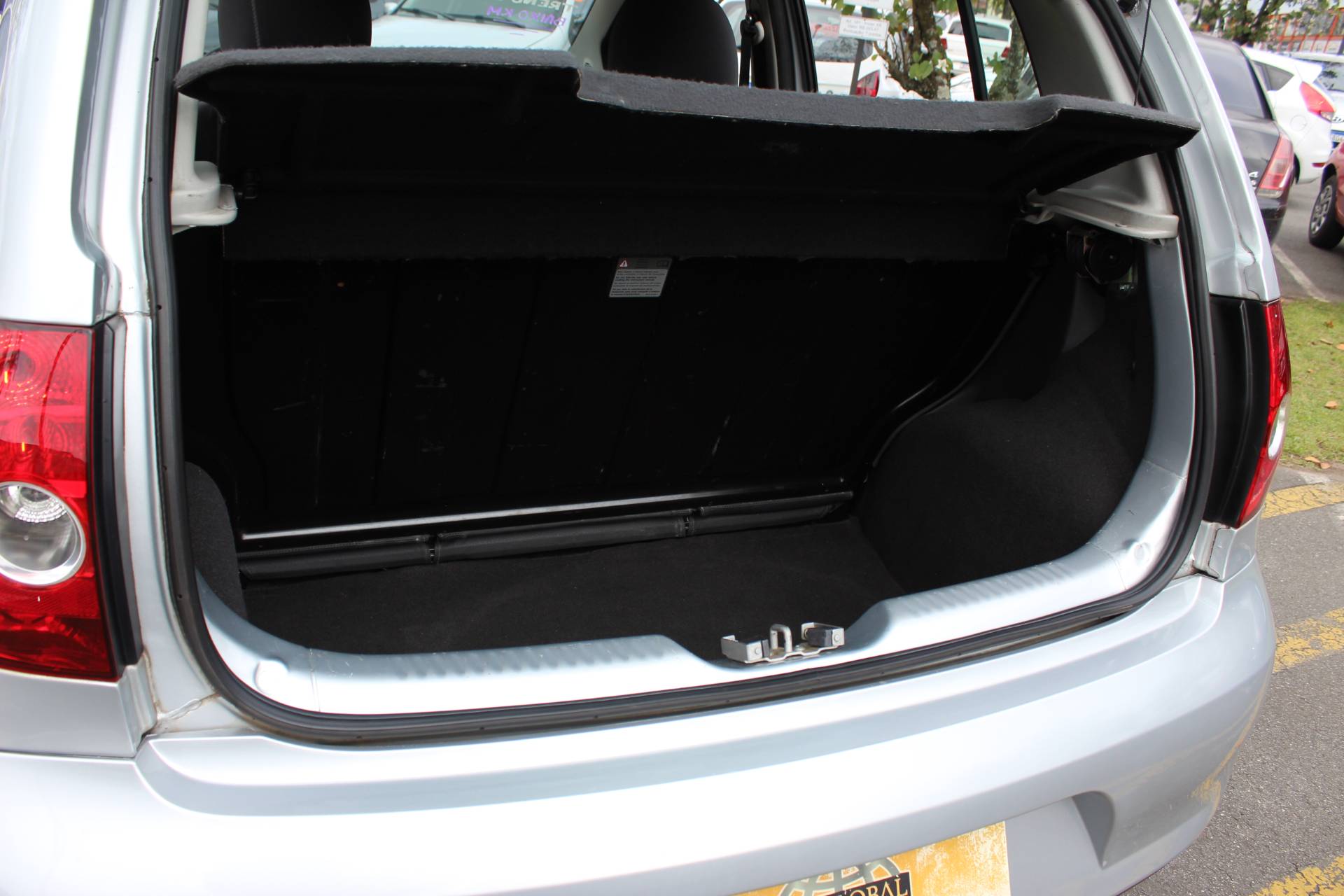 VOLKSWAGEN FOX