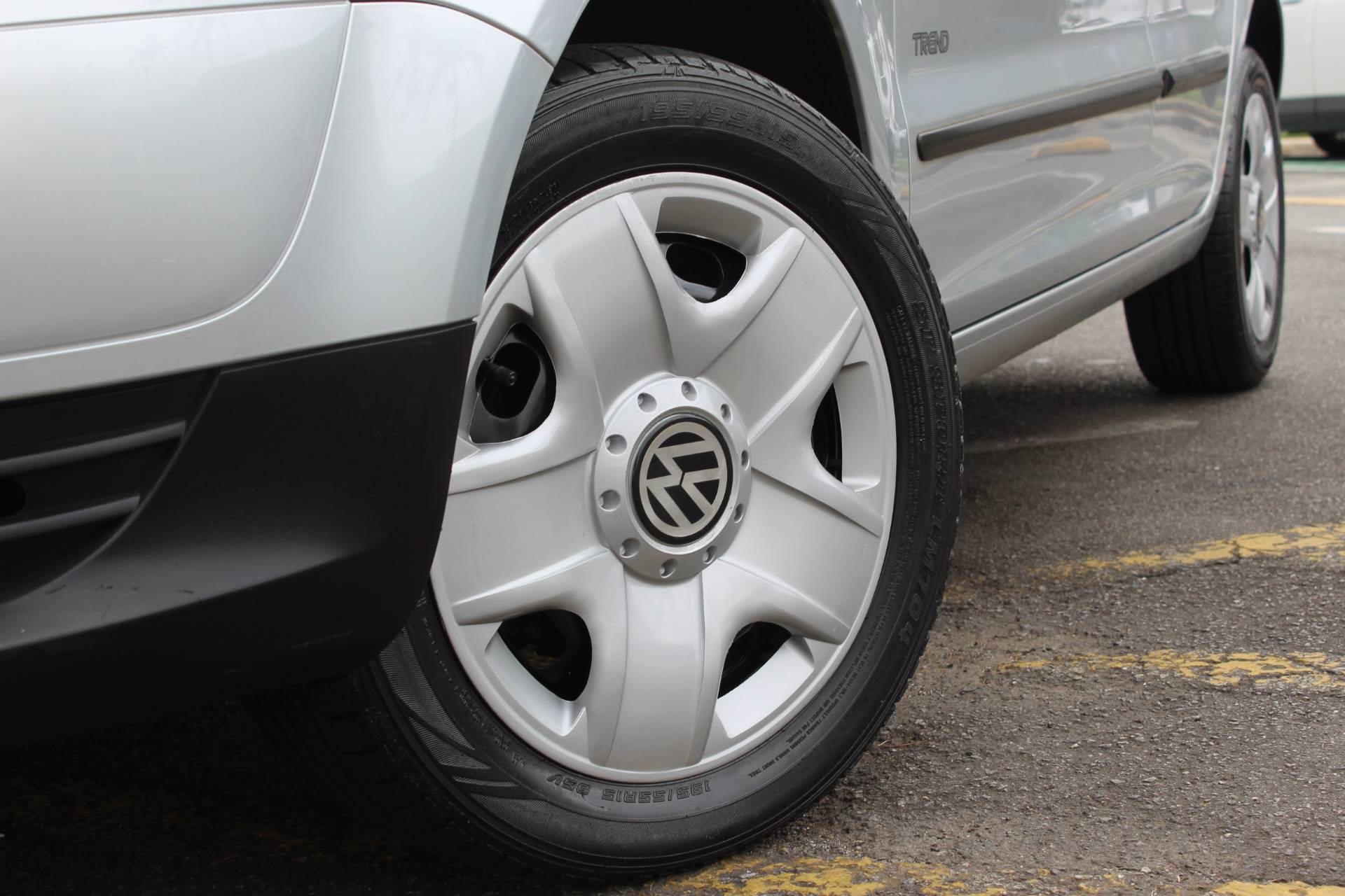VOLKSWAGEN FOX