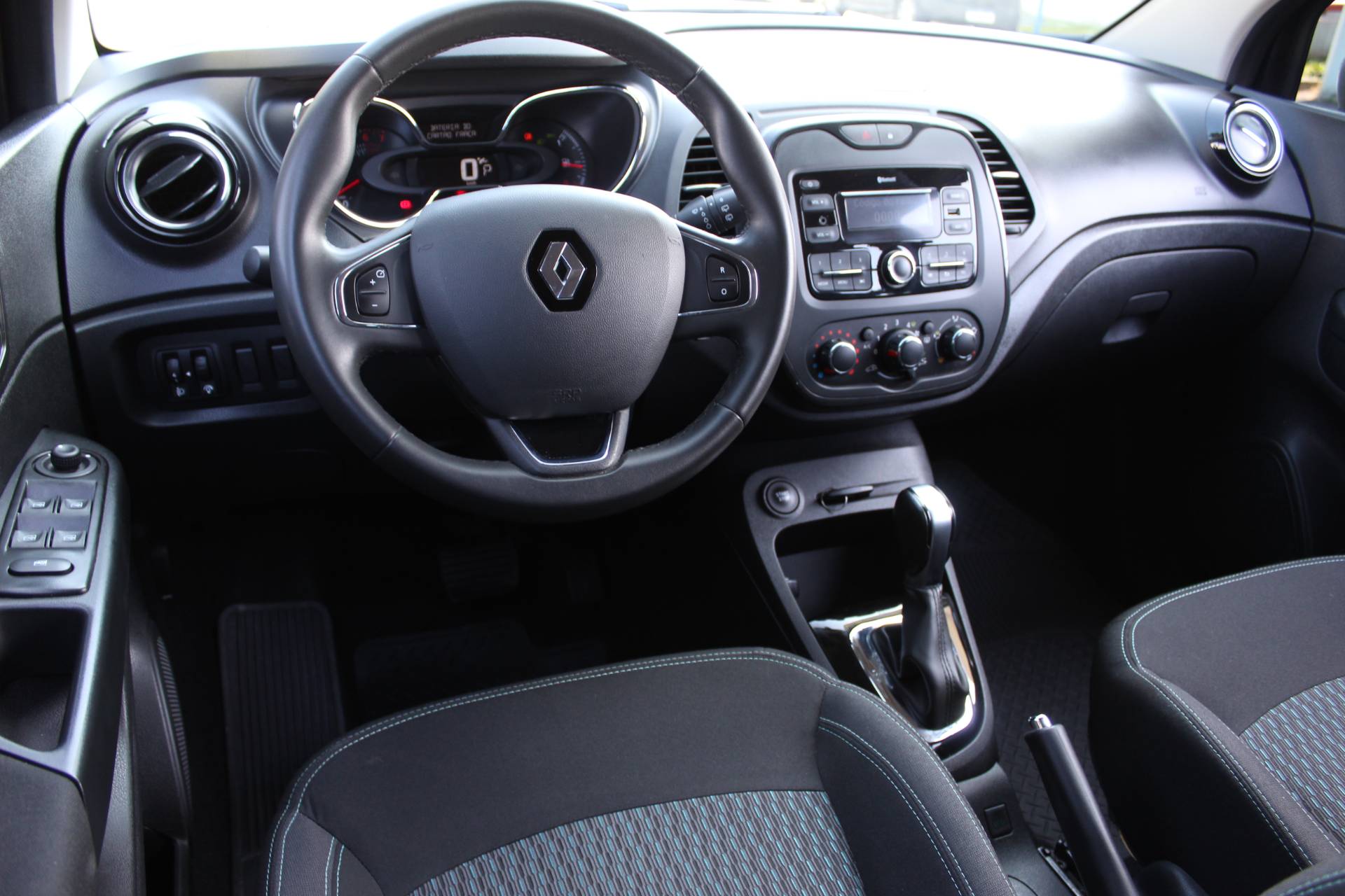 RENAULT CAPTUR