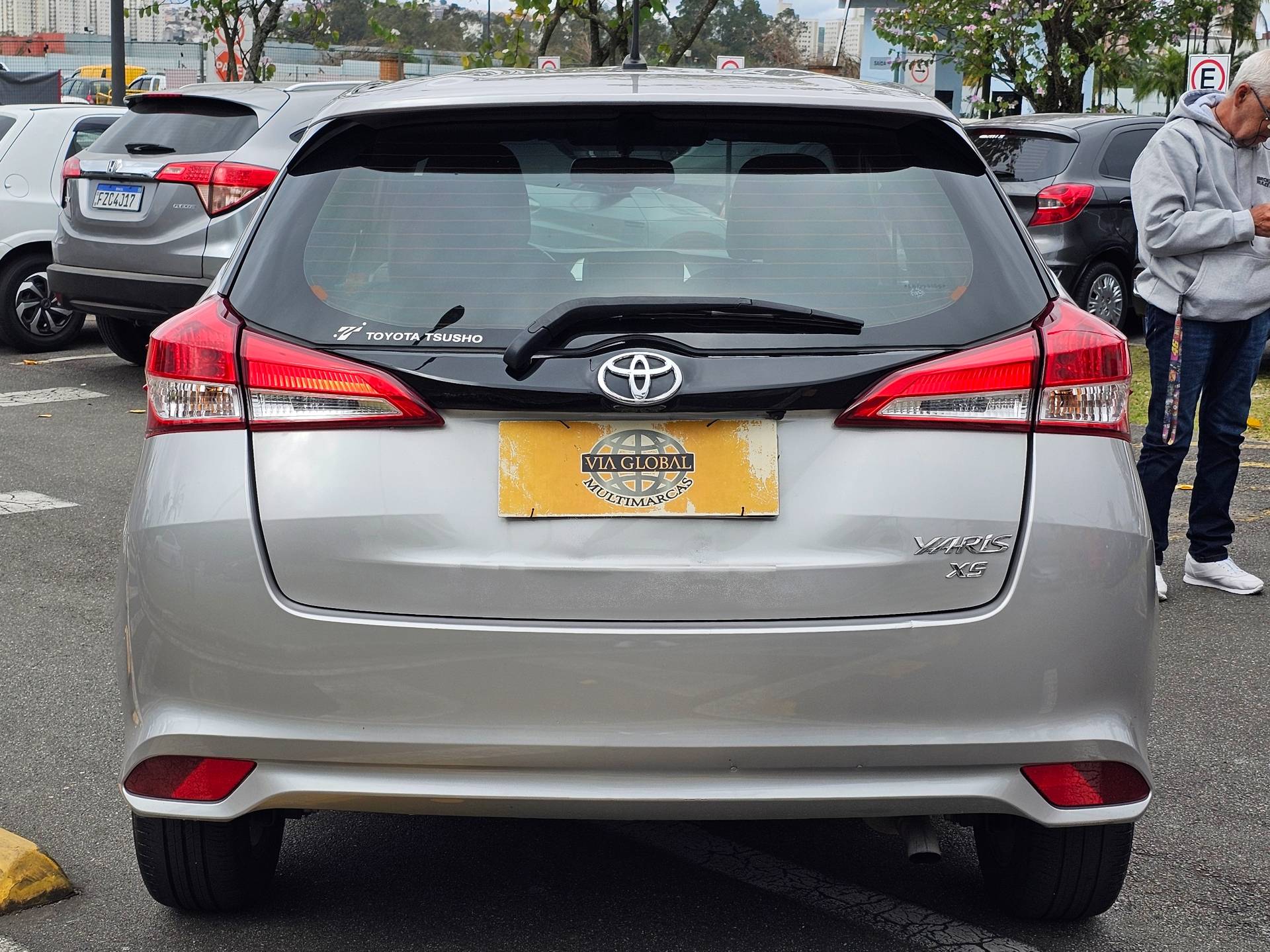 TOYOTA YARIS