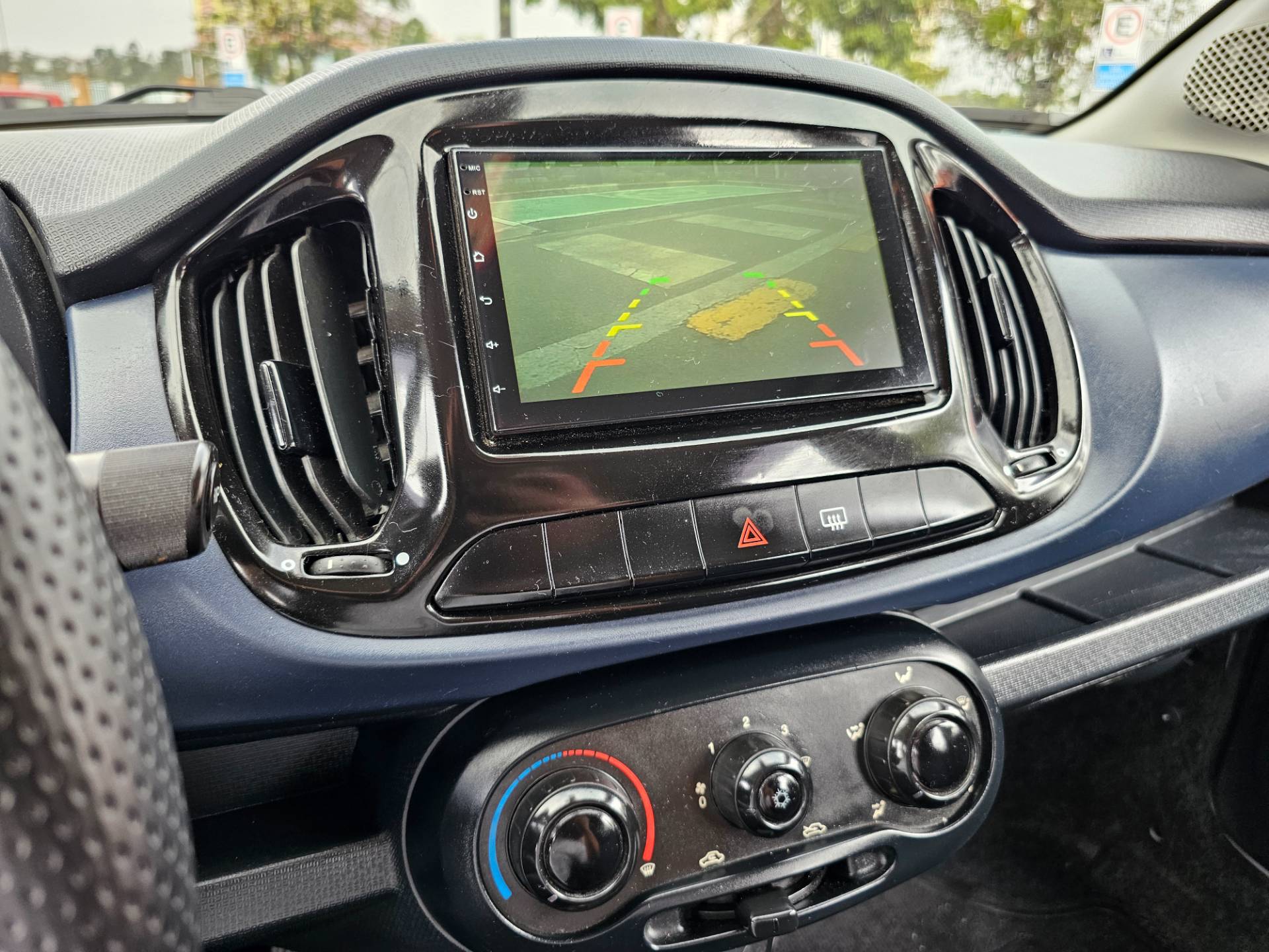 FIAT UNO