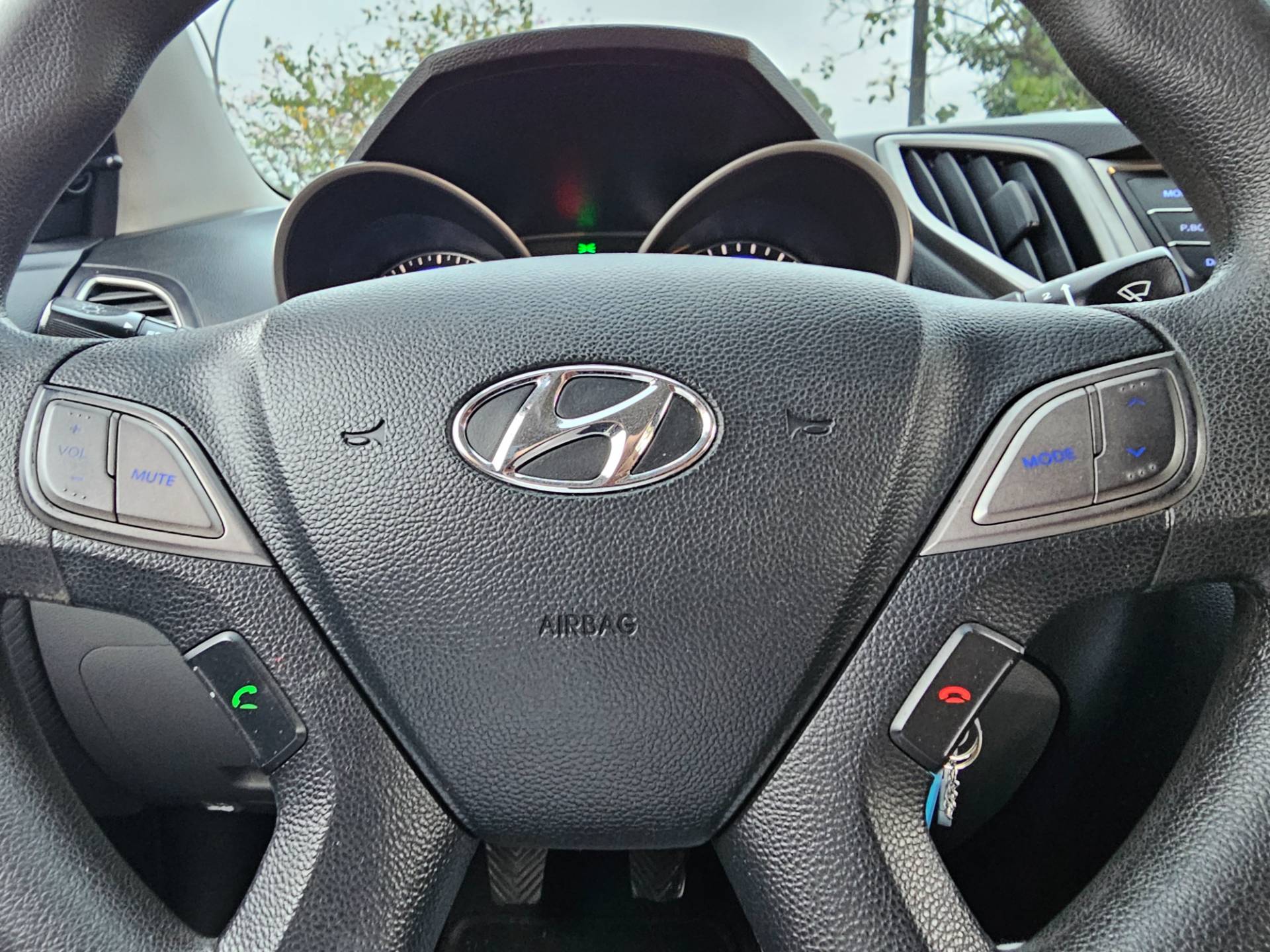HYUNDAI HB20S