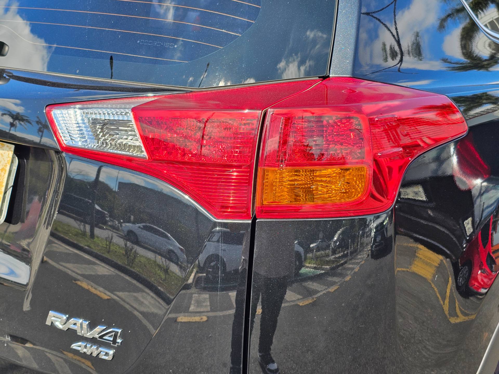 TOYOTA RAV4