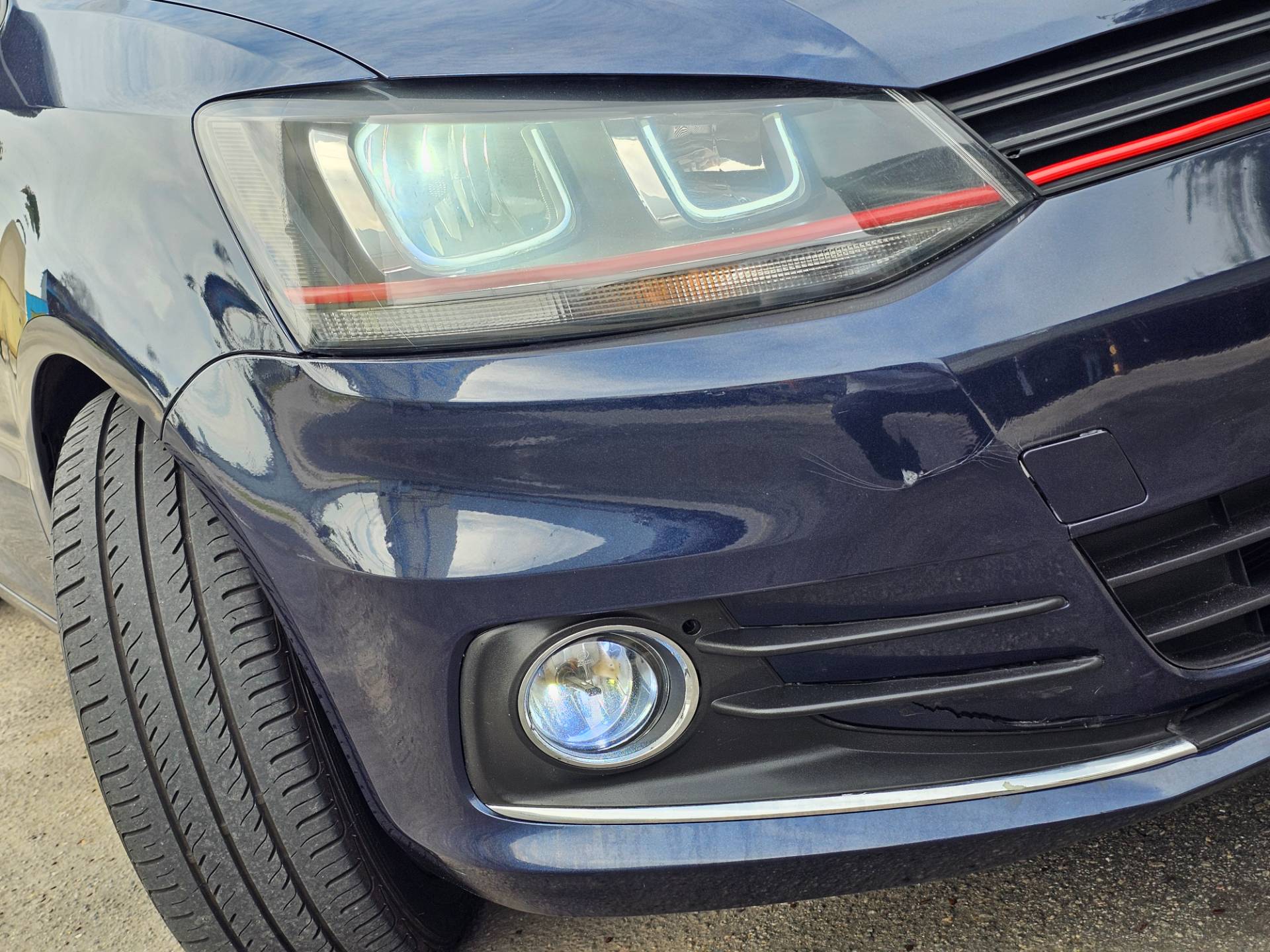 VOLKSWAGEN FOX